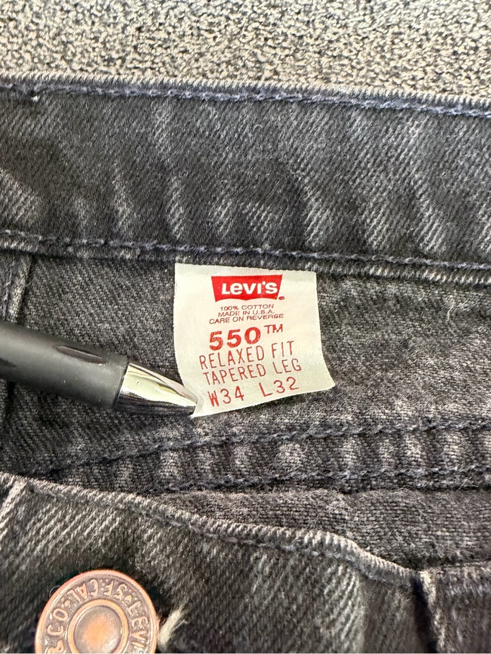 Levi's 550 Charcoal Black Back-Pocket Jeans with Red Tab - Picture 8 of 10